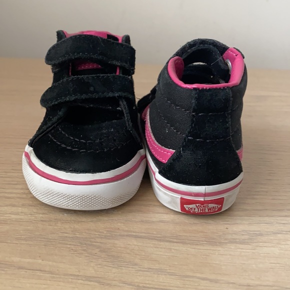 Toddler Vans Sneakers - Picture 2 of 6